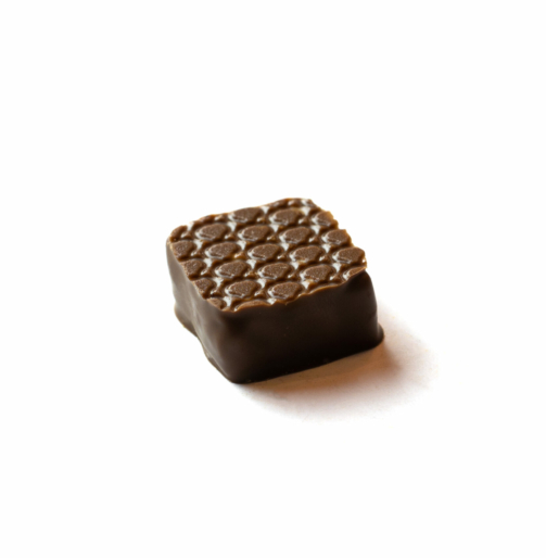 La malle a╠Ç chocolats - chocolats fond blanc-24