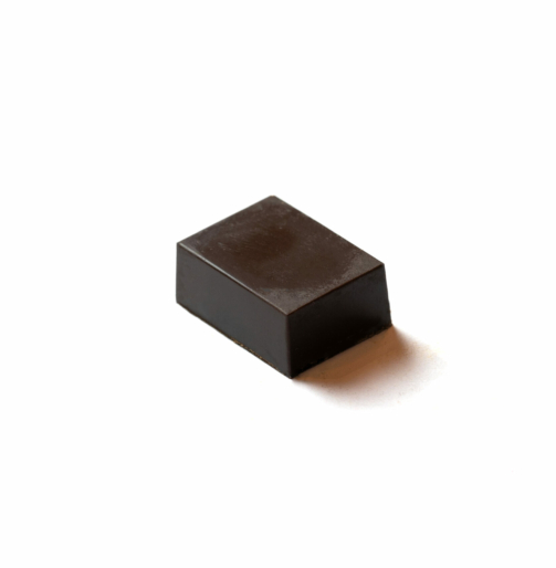La malle a╠Ç chocolats - chocolats fond blanc-25