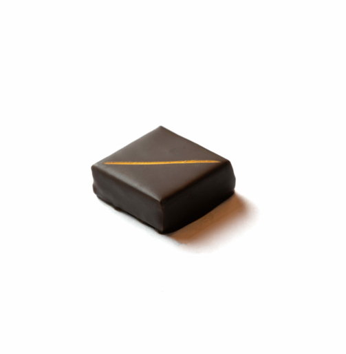 La malle a╠Ç chocolats - chocolats fond blanc-29